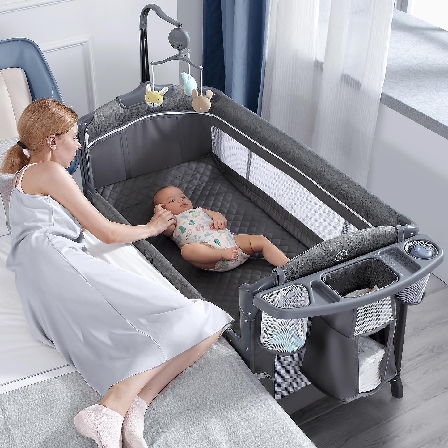 BabyBond Baby Bassinet with Music Mobile and Changing Table 