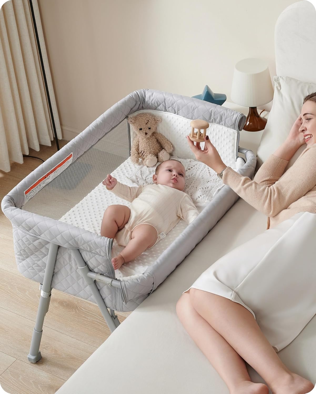 Bassinet Bedside Sleeper with Adjustable Height 